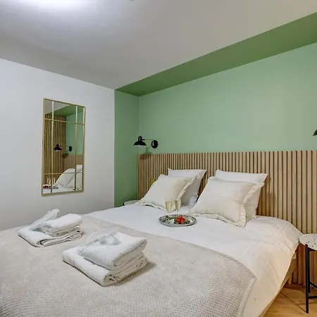 Bluestay 174 - Superb In Paris