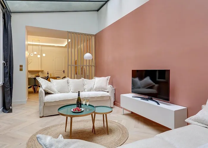 Bluestay 174 - Superb In * Paris