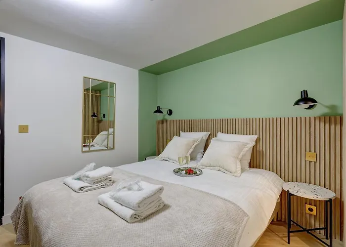 Bluestay 174 - Superb In Paris